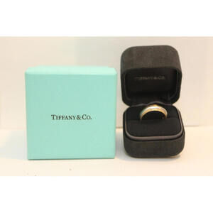 TIFFANY & Co. Platinum 18K Yellow Gold 6mm Milgrain Wedding Band Ring Size 8.75